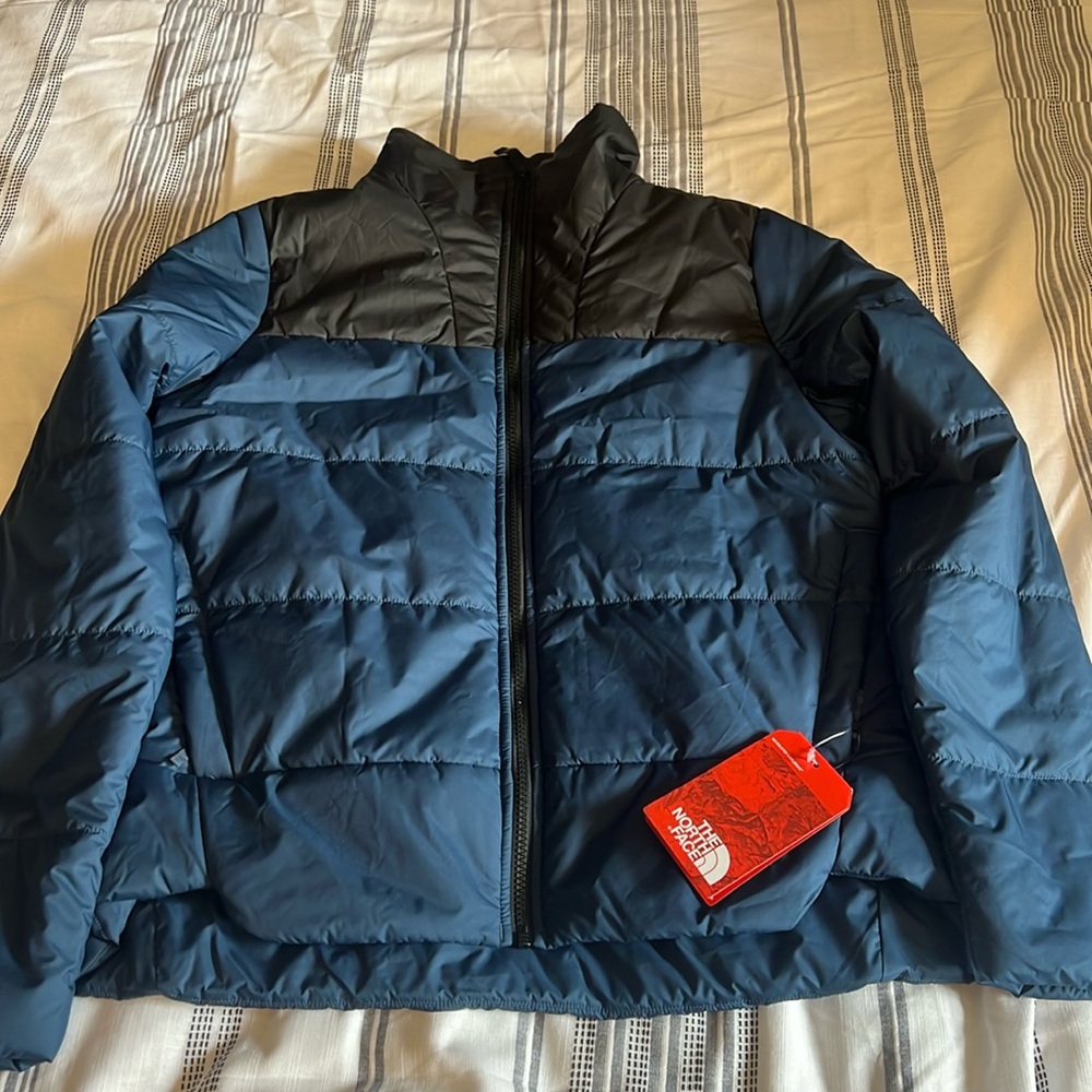 NWT: The north face everyday insulated jacket